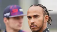 Hamilton berust zich: 'Verstappen gaat geen fouten maken'