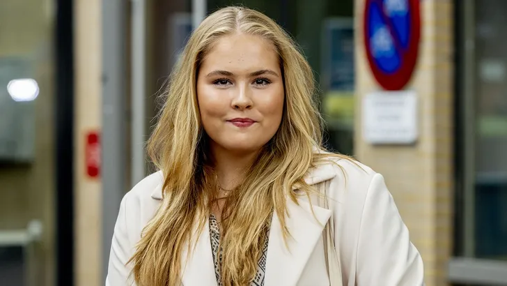 Fotomoment: prinses Amalia op haar nieuwe campus