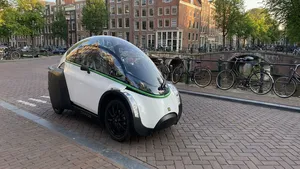 Noorse start-up lanceert overdekte e-bike die in de hele EU zonder rijbewijs bestuurd mag worden