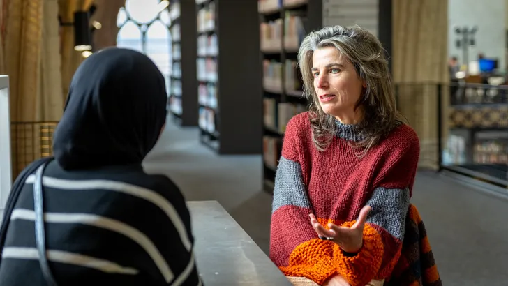 Vrouwen in gesprek