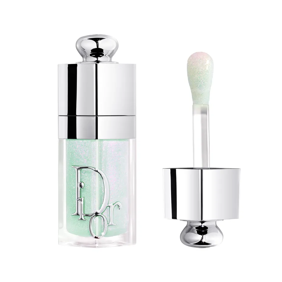 Van gloss tot olie tot lippenstift: déze 10 producten voor je lippen wil je nú proberen.