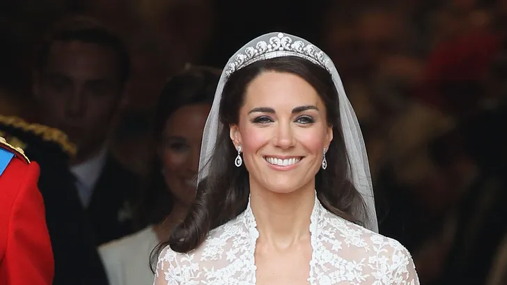 Dit merk verkoopt exacte kopie van Kate Middleton's trouwjurk