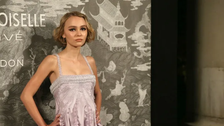 Lily-Rose Depp steelt de show