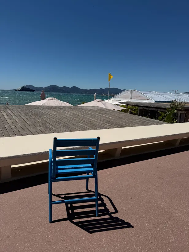 Wat hebben we een geluk met het weer! De Boulevard in Cannes 