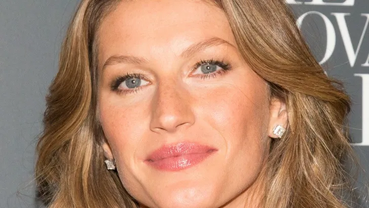 Video: Gisele Bündchen showt haar make-up tricks