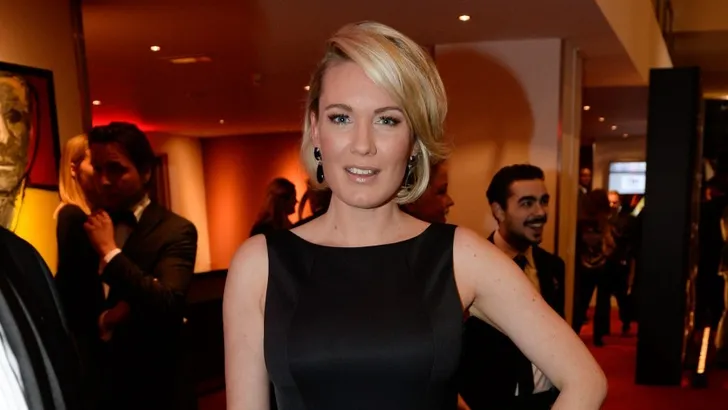 Zien: Marlijn Weerdenburg showt trots haar babybuik