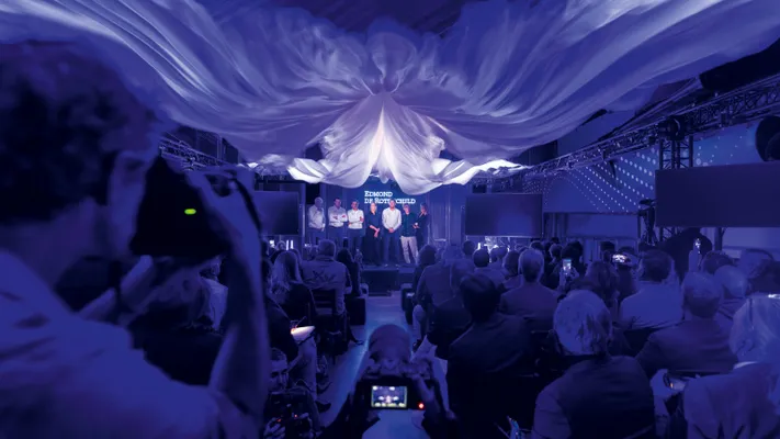 De feestelijke onthulling. Foto: Marie Rouge / Gitana SA