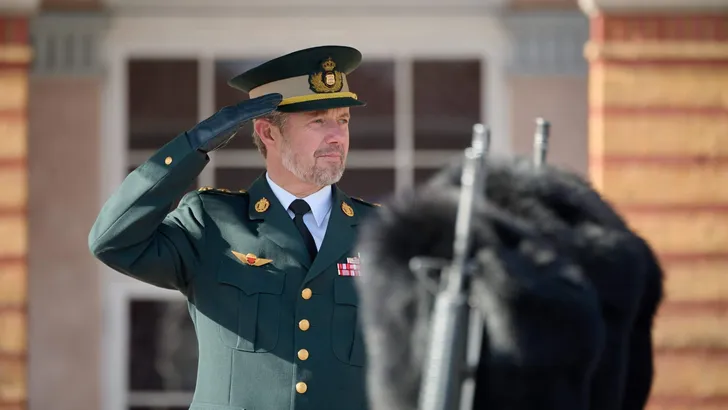 Crownprince Frederik of Denmark at Queen s Parade