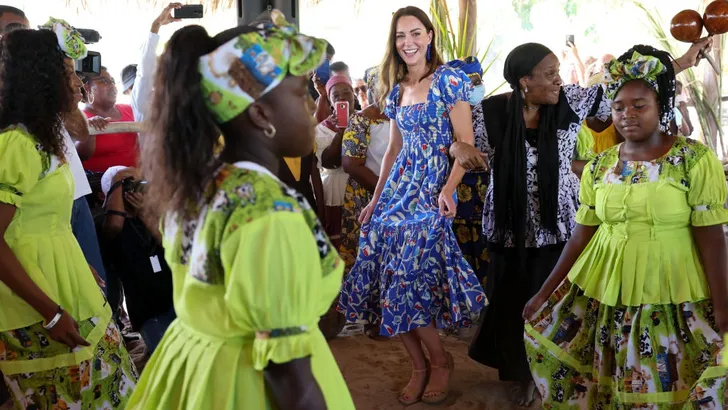 Hertogin Kate: Dancing Queen in Belize!