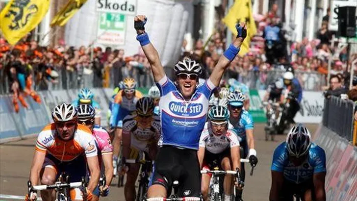 Weylandt met darmklachten uit de Giro d'Italia