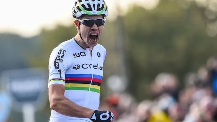 Overstappende Van Aert: "Denk aan Parijs-Roubaix"