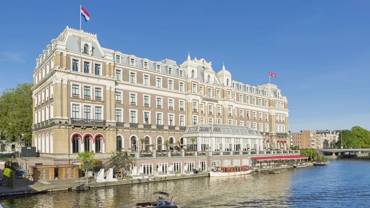 Gaaf! Deze mensen maakten het Amstel Hotel na met Legoblokjes