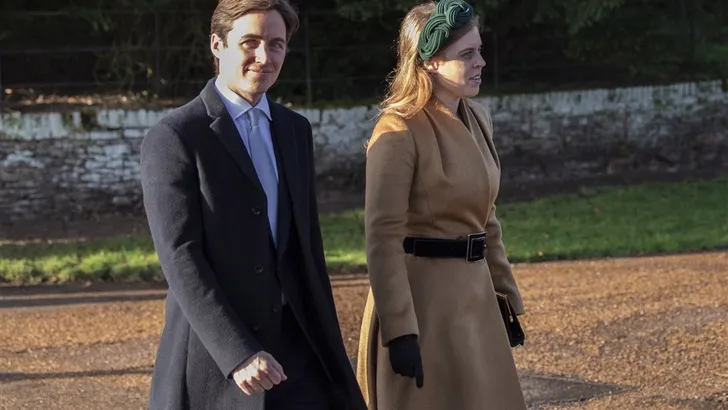 Prinses Beatrice en verloofde Edo op Sandringham