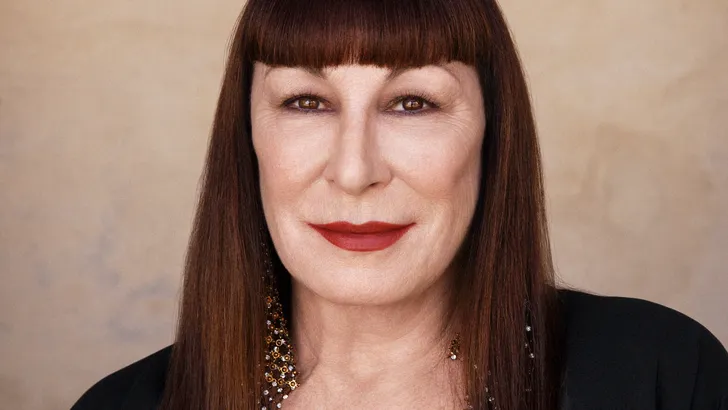 Angelica Huston (69) scoort Gucci-campagne