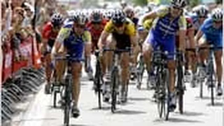 Van Dijk wint slotrit Ronde van Belgie