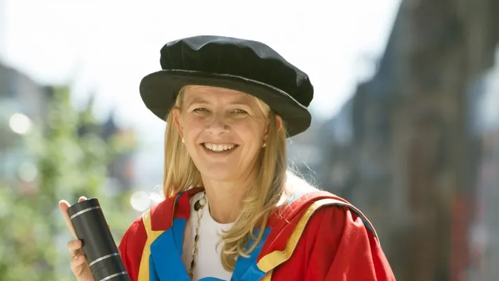 Wauw! Eredoctoraat voor prinses Mabel