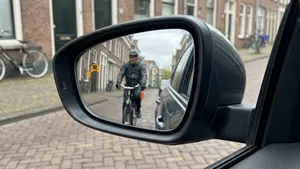 Nieuwe EU regels op komst? Sensoren moeten een einde maken aan ongelukken door dooring.
