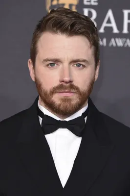 Jack Lowden is onze nieuwe Mr. Darcy.