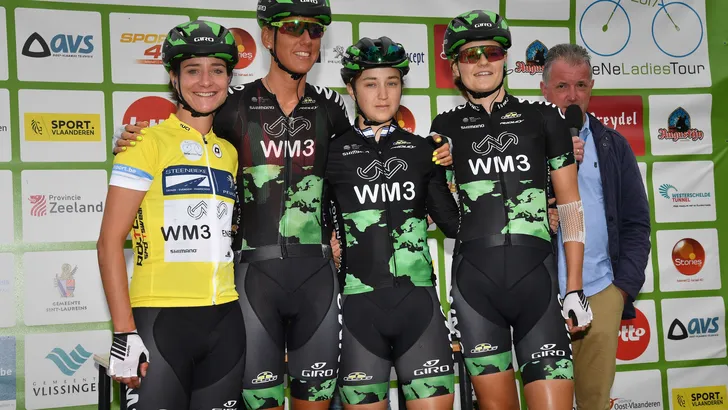 Eindstreep: 'Vliegmachine' Matthews wint in Frankrijk, dubbelslag Vos in BeNe Ladies Tour