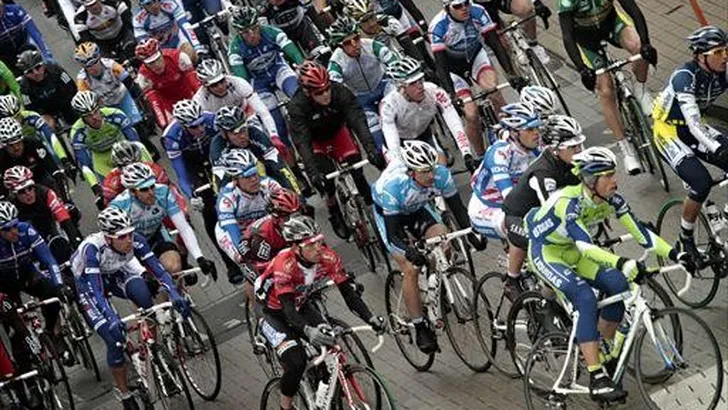 Speel mee met Directeur Sportief en win