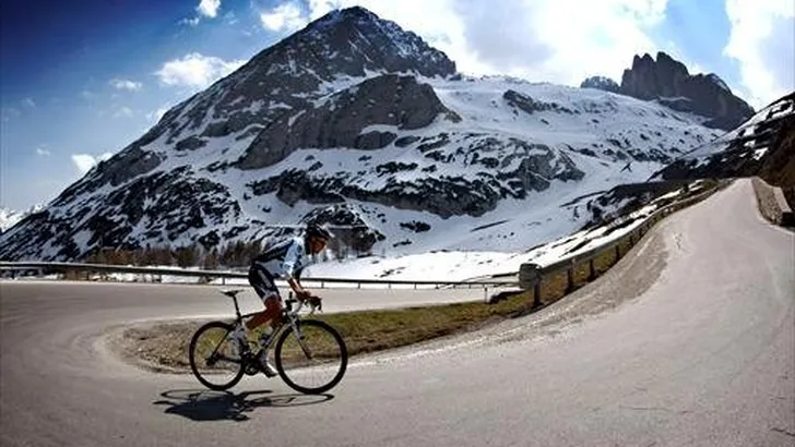 Giro schrapt gevreesde Monte Crostis alsnog