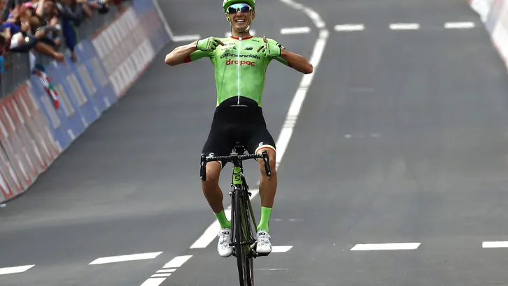 Eindstreep: Rolland voor winst, Dumoulin zonder problemen naar Dolomieten