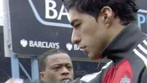 Patrice Evra en Luis Suárez