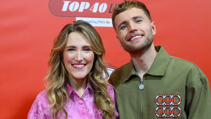 Suzan en Freek op de rode loper