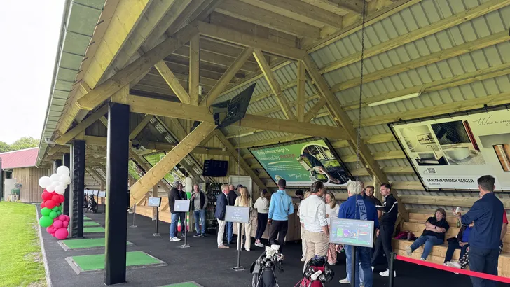 Golfbaan Sluispolder opent Inrange driving range