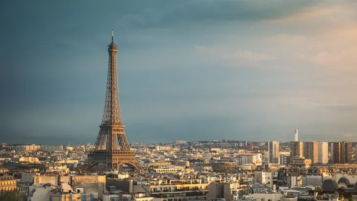 Tip: met de zipline van de Eiffeltoren af