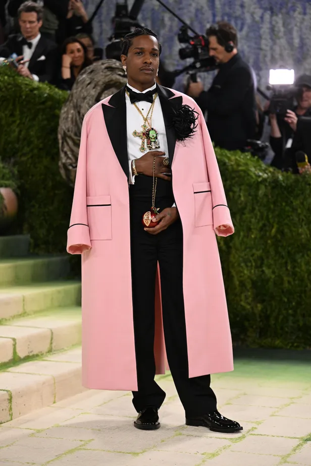 A$AP Rocky in Chanel tijdens het Met Gala 