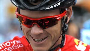 Retro: Het eerste Rood voor Chris Froome