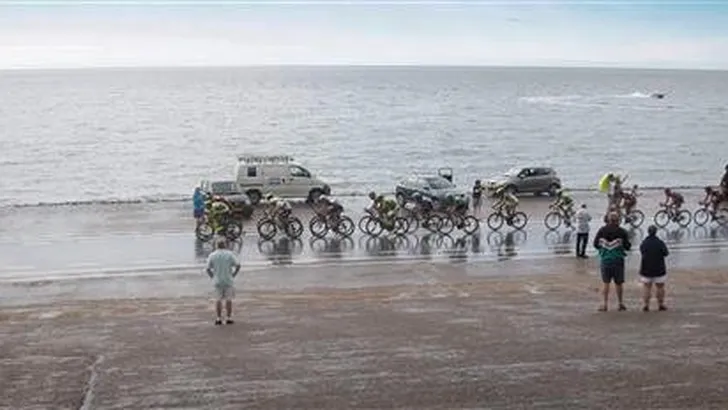 TOUR VANDAAG: LANGS DE KUST
