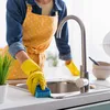 Dit is de werkelijke reden waarom schoonmaaksponsjes verschillende kleuren hebben | Elegance
