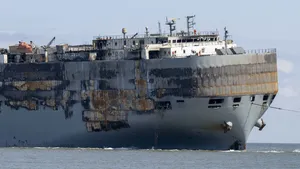 Verzekeraars slaan alarm: elektrische auto's en batterijen vormen inmiddels het grootste brandrisico in de transportsector