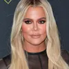 Khloe Kardashian laat lichaam onbewerkt zien: 'Ik heb altijd met mijn zelfbeeld geworsteld'