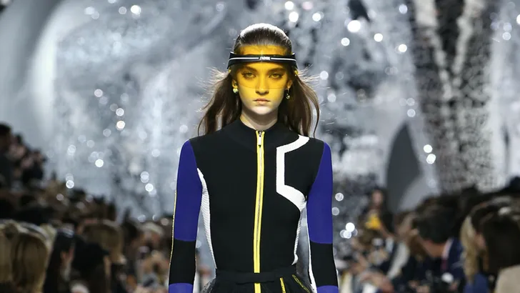 Hebben: fancy zonneklep van Dior