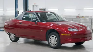 Gered van de sloop: de elektrische auto die niet mocht bestaan