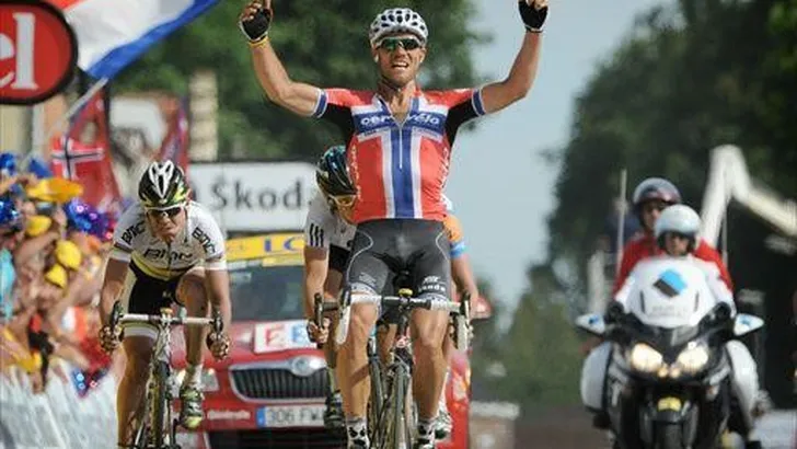 Hushovd wint mini Parijs-Roubaix na slagveld