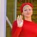 Charlene in rode outfit