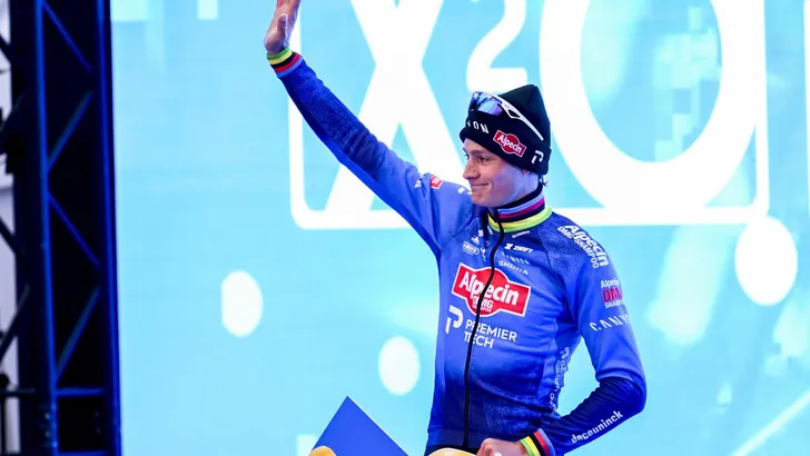 Mathieu van der Poel won op bizarre wijze de E3 Saxo Classic. Volgens Michel Wuyts wilde hij de teleurstelling van Milaan-Sanremo uit zijn hoofd rammen.