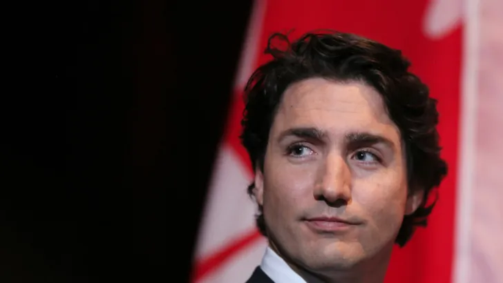 Video: Canadese premier Justin Trudeau in tranen na emotioneel weerzien