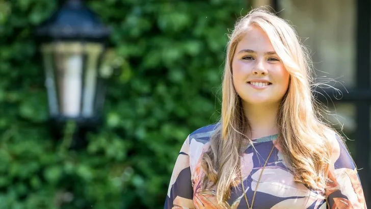 Royal Beauty: Hoe doet prinses Amalia haar make-up?