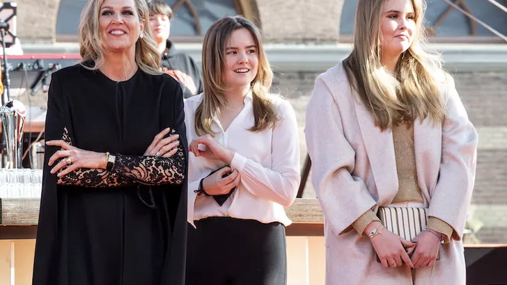 Máxima's black widow-look