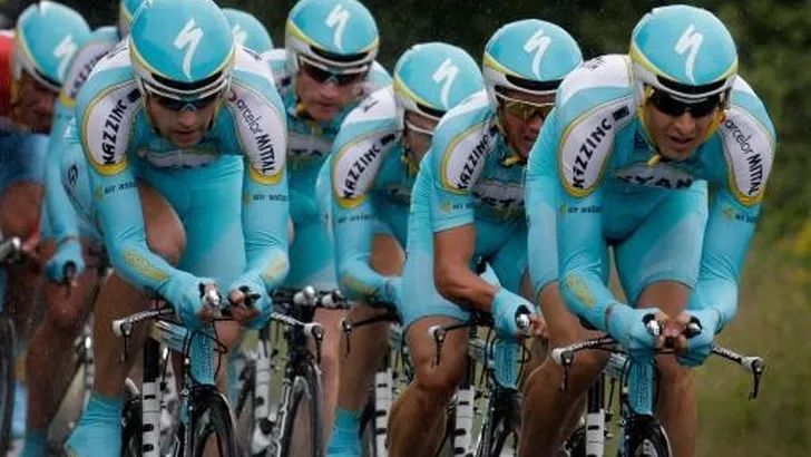 Het nieuwe Astana komt in Spanje bij elkaar