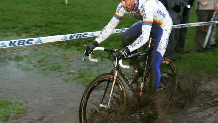 Sven Nys wint generale repetitie voor WK