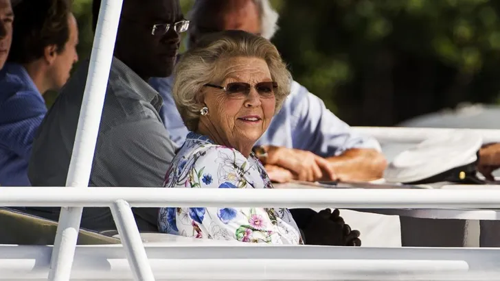 Shady Ladies: royals met hun zonnebrillen
