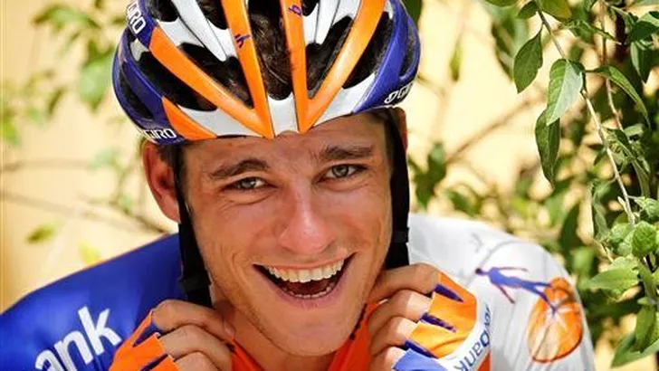 Bos sprint naar de bloemen in de Eneco Tour
