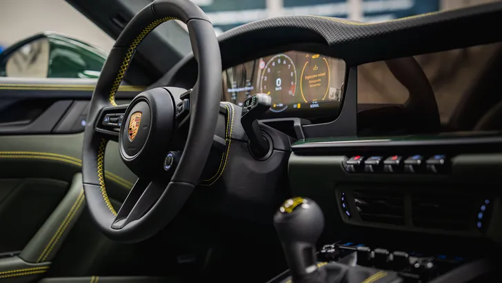 Porsche combineert handbak en automaat in één revolutionair patent