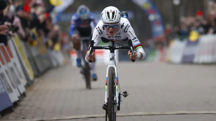 Krawatencross (Bel) X²O Badkamers Trofee 2023 women
